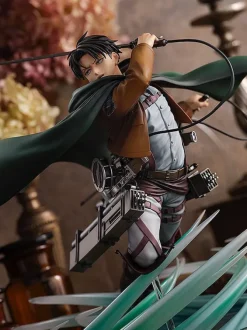 Attack on Titan - Humanity's Strongest Soldier Levi Statue: Pony Canyon