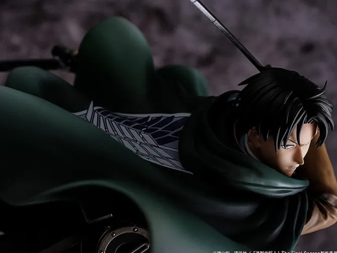 Attack on Titan - Humanity's Strongest Soldier Levi Statue: Pony Canyon