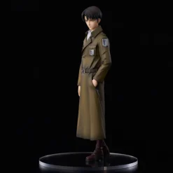 Attack on Titan - Levi Statue / Coat Style Version: Union Creative