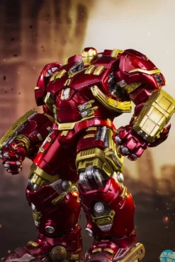 Avengers AOU - Hulkbuster Statue: Iron Studios