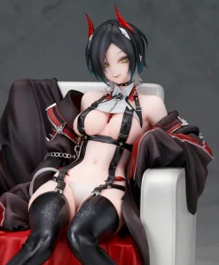 Azur Lane - Ulrich von Hutten Statue / AmiAmi Exclusive: Alter