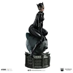 Batman Returns - Catwoman Statue / Legacy Replica: Iron Studios