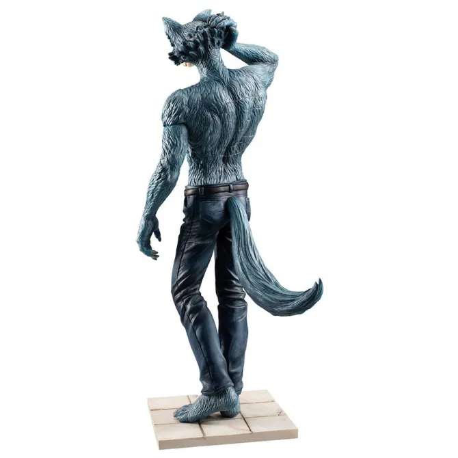 Beastars - Gray Wolf Legoshi Statue: MegaHouse