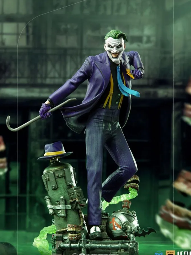 DC Comics - The Joker Statue / Deluxe Art Scale: Iron Studios