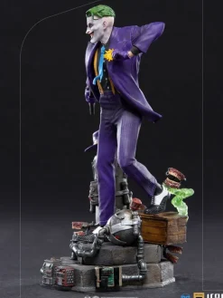 DC Comics - The Joker Statue / Deluxe Art Scale: Iron Studios