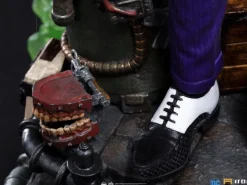 DC Comics - The Joker Statue / Deluxe Art Scale: Iron Studios