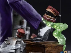 DC Comics - The Joker Statue / Deluxe Art Scale: Iron Studios