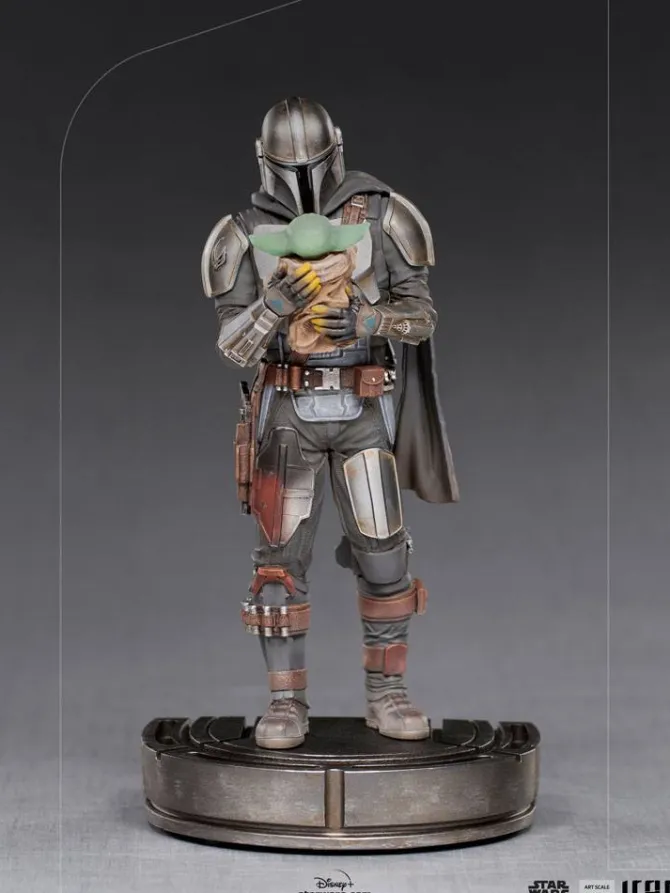 Star Wars The Mandalorian - Mandalorian & Grogu Statue / Art Scale: Iron Studios