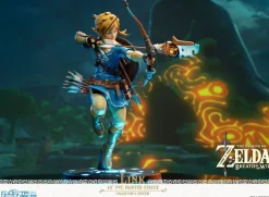 The Legend of Zelda Breath of the Wild - Link Statue / Collector's Edition: First 4 Figures