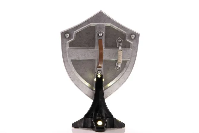 The Legend of Zelda Breath of the Wild - Hylian Shield Statue / Collector's Edition: First 4 Figures