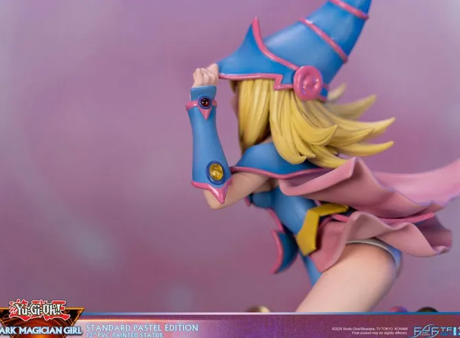 Yu-Gi-Oh! - Dark Magician Girl Statue / Pastel Edition: First 4 Figures