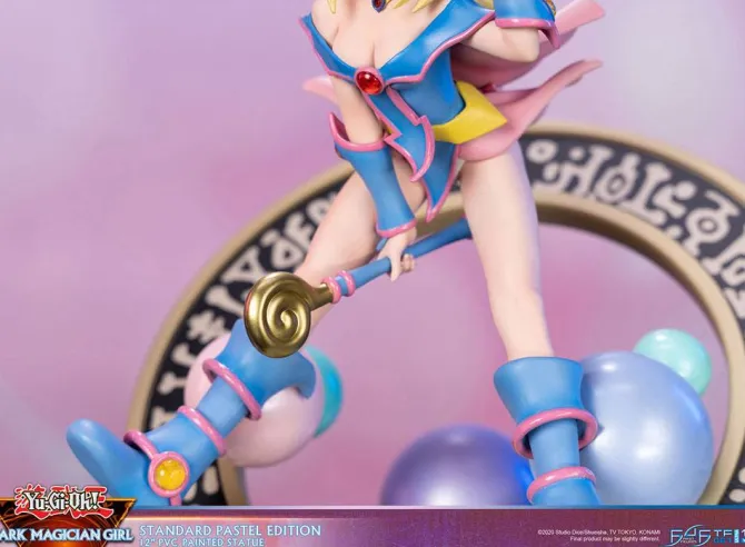 Yu-Gi-Oh! - Dark Magician Girl Statue / Pastel Edition: First 4 Figures