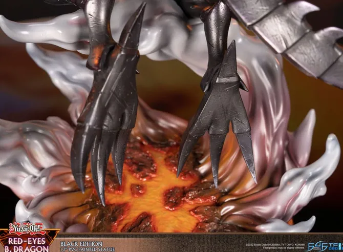 Yu-Gi-Oh! - Red-Eyes B. Dragon Statue / Black Edition: First 4 Figures