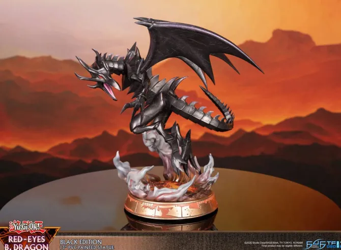 Yu-Gi-Oh! - Red-Eyes B. Dragon Statue / Black Edition: First 4 Figures