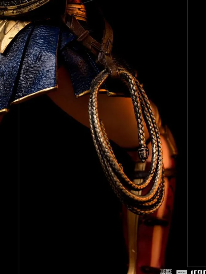 Zack Snyder's Justice League - Wonder Woman Statue / Art Scale: Iron Studios